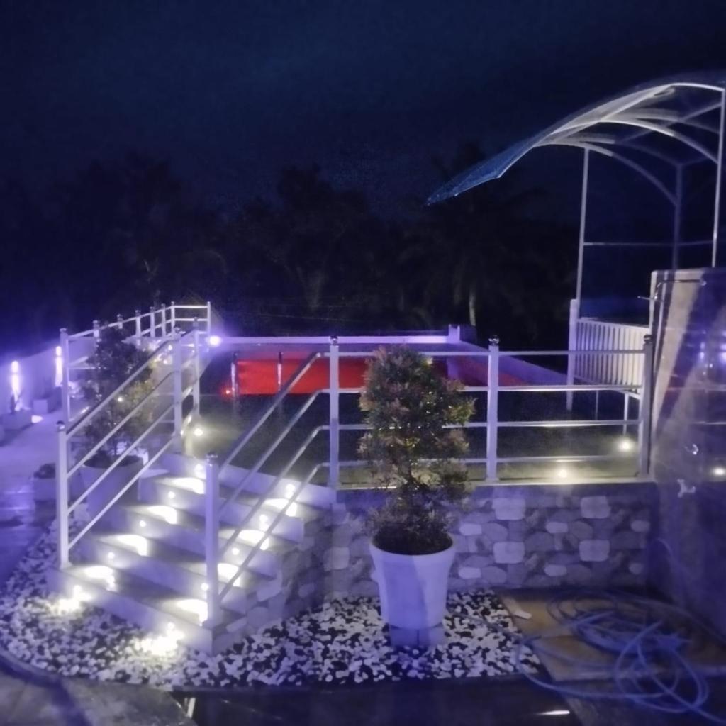 Hotel Sunny Cloud Harumalgoda Ngoại thất bức ảnh