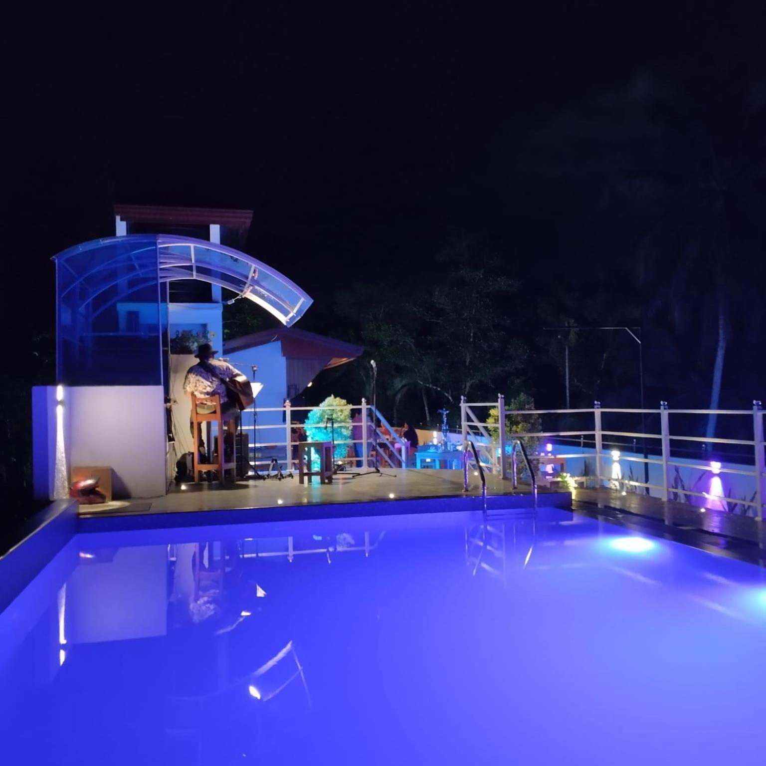 Hotel Sunny Cloud Harumalgoda Ngoại thất bức ảnh